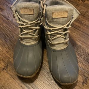 Sperry boots